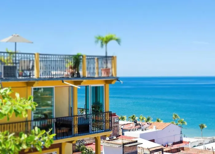 Hostal Vallarta Suites