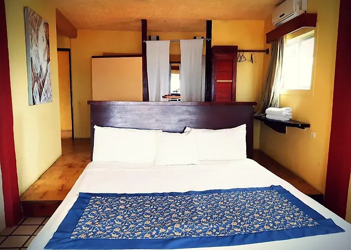 Hostal Vallarta Suites